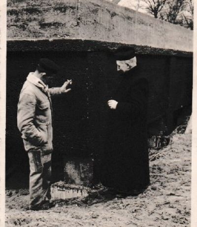 Historische foto van Gerard Goris aan het werk